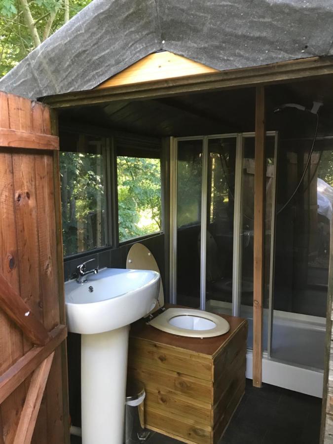 Penbedw Uchaf Estate - Rural Retreats, Tennis 莫尔德 外观 照片
